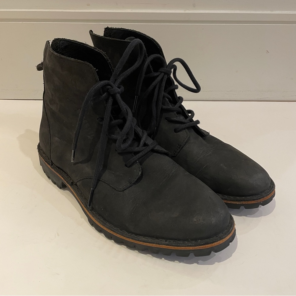 Blackstone Men’s Leather Lace-Up Boots in Black (EU 40/US 7)